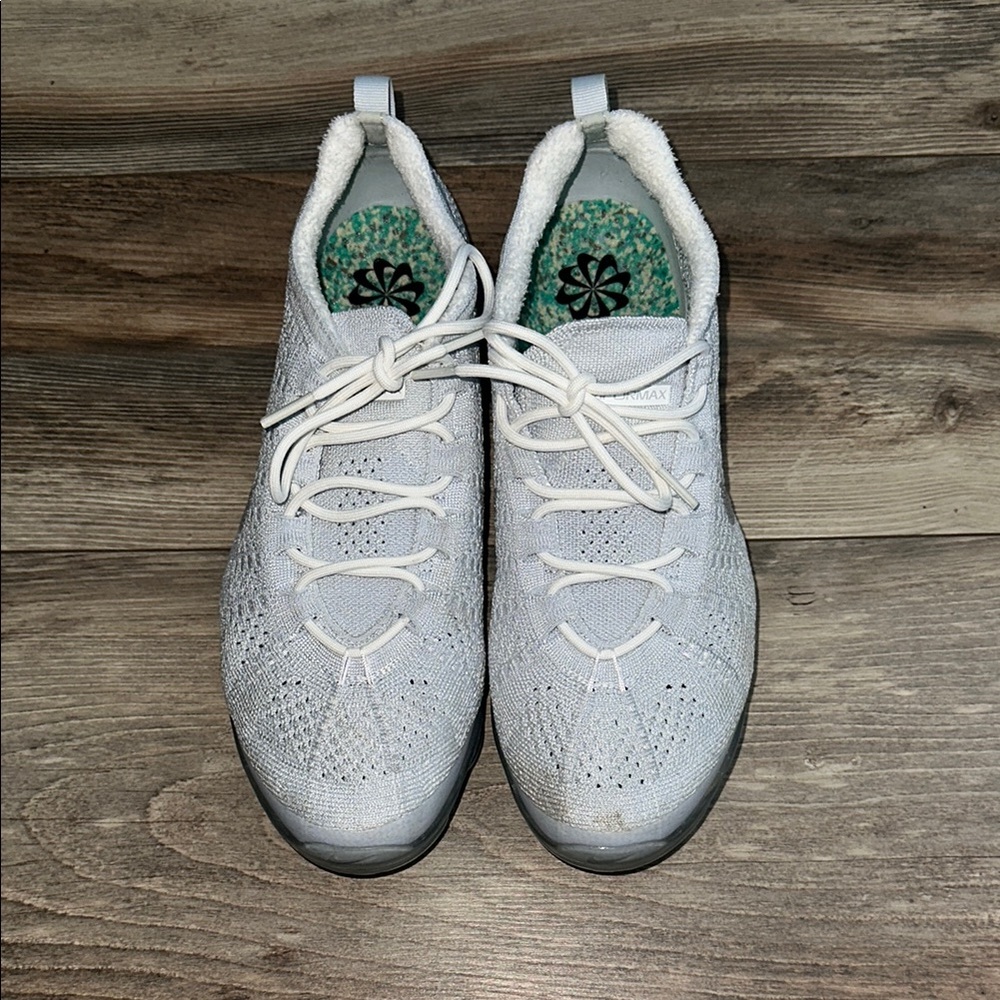 Men’s Nike Vapormax White Knit Sneakers